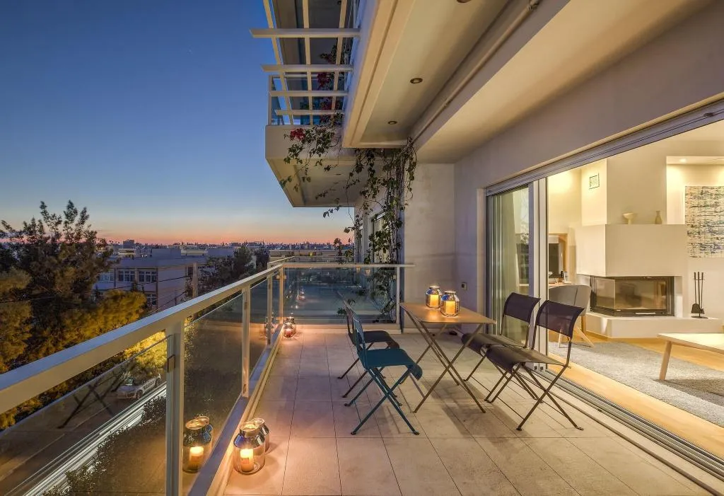 Room, Scale Suites, Athens