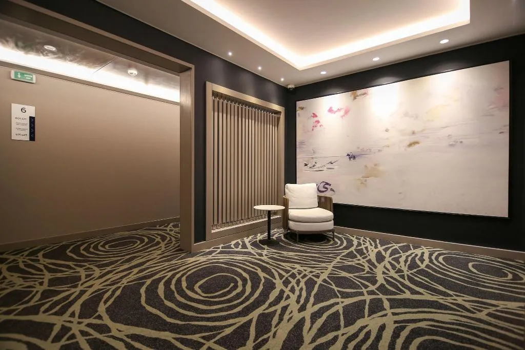 Lobby, Novotel Tunis Lac, Tunisia