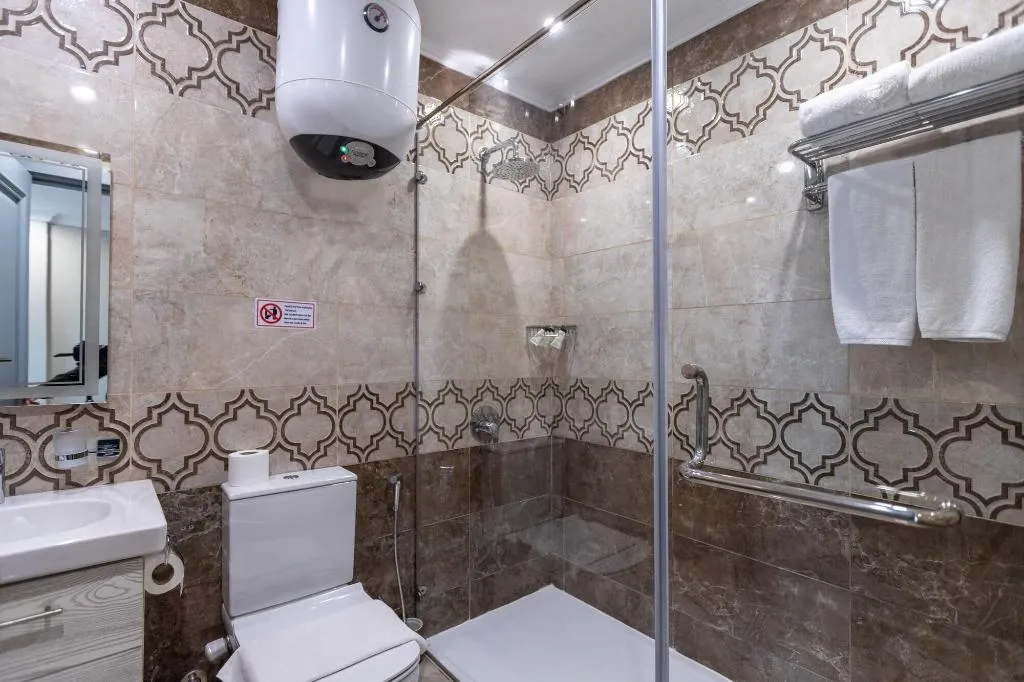 Room, Mamluk Pyramids Hotel, Cairo