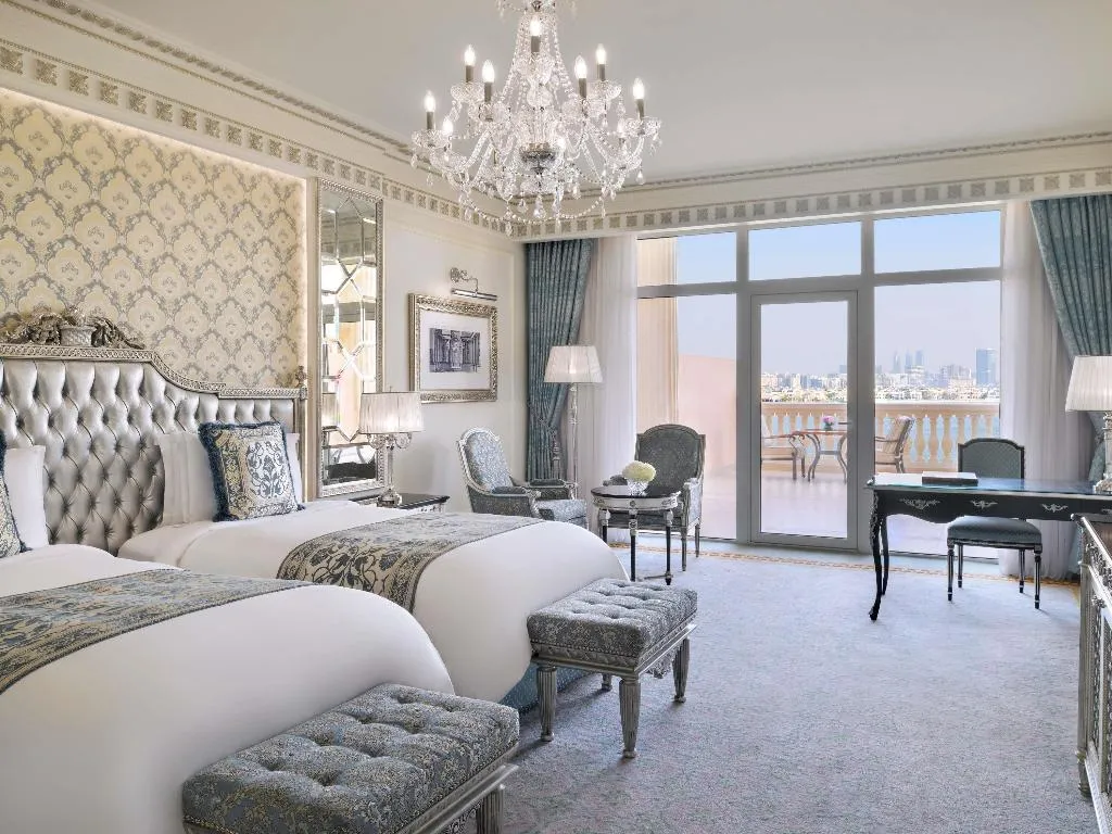 TWIN PREMIER Room, Raffles The Palm Dubai, Dubai