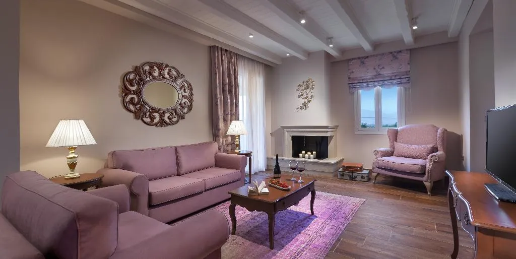 SUITE PRESTIGE Room, Kyniska Palace Conference & Spa, Athens