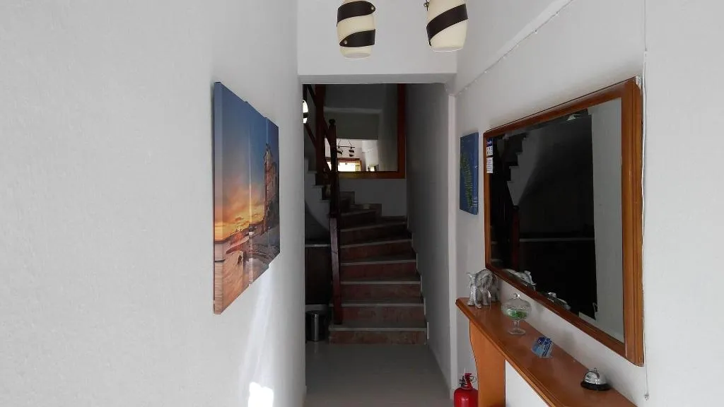 Lobby, Prosforio, Thessaloniki