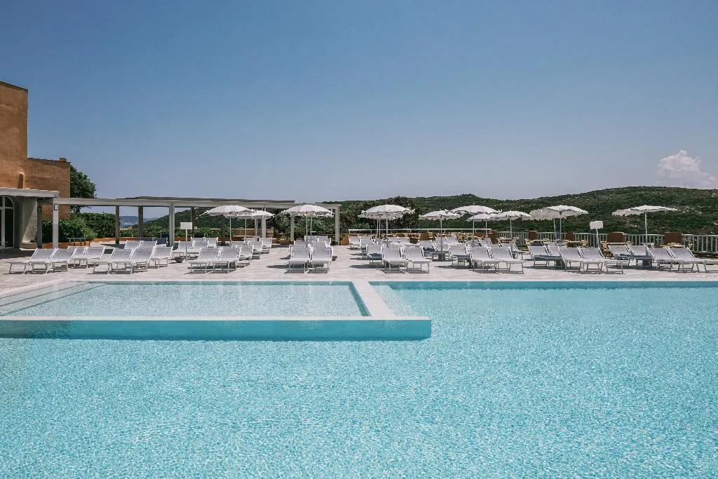 Pool, Mangia’s Sardinia Resort, Olbia