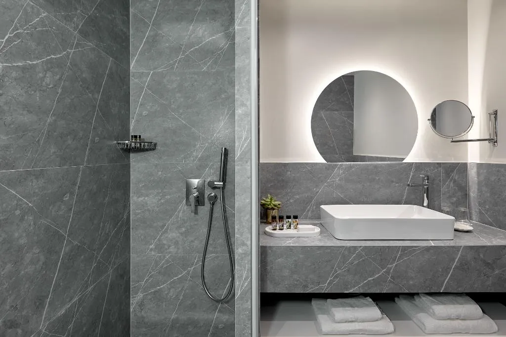 Double or Twin PREMIUM Room, Grand Hotel Palace Thessaloniki, Halkidiki
