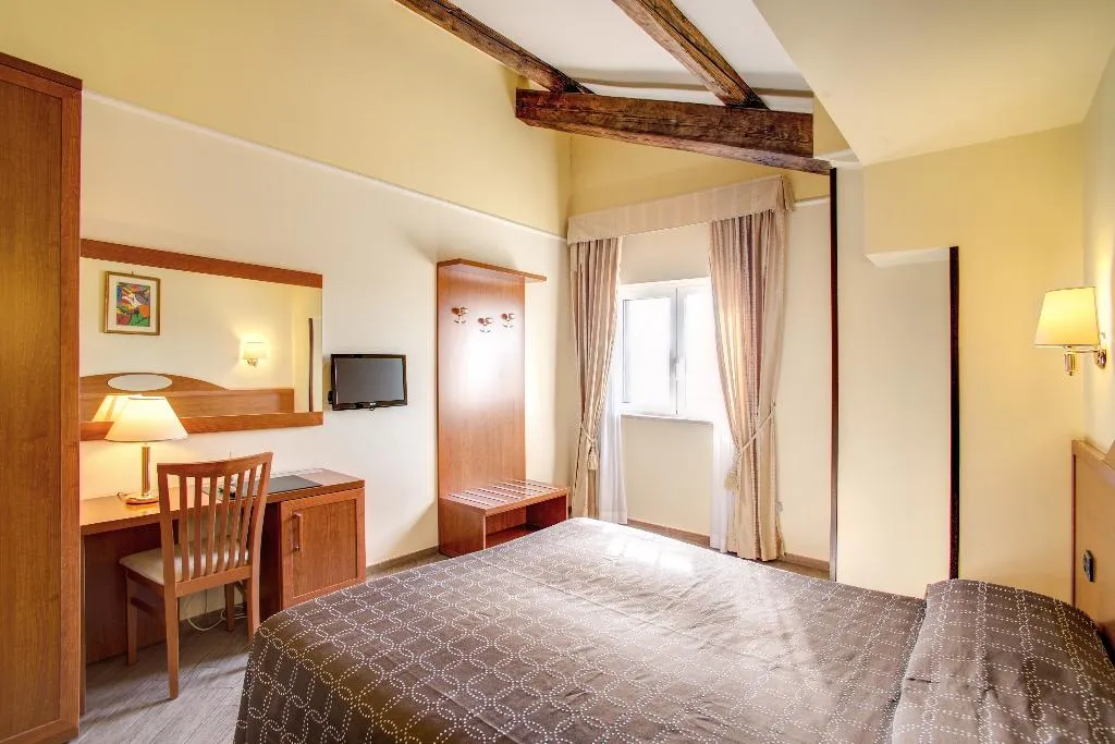 TRIPLE STANDARD Room, Hotel Roma Tiburtina, Rome