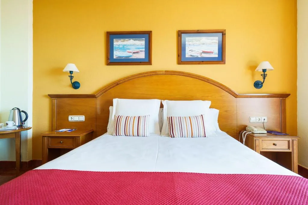 DOUBLE PARTIAL SEA VIEW Room, Isabel, Costa Del Sol