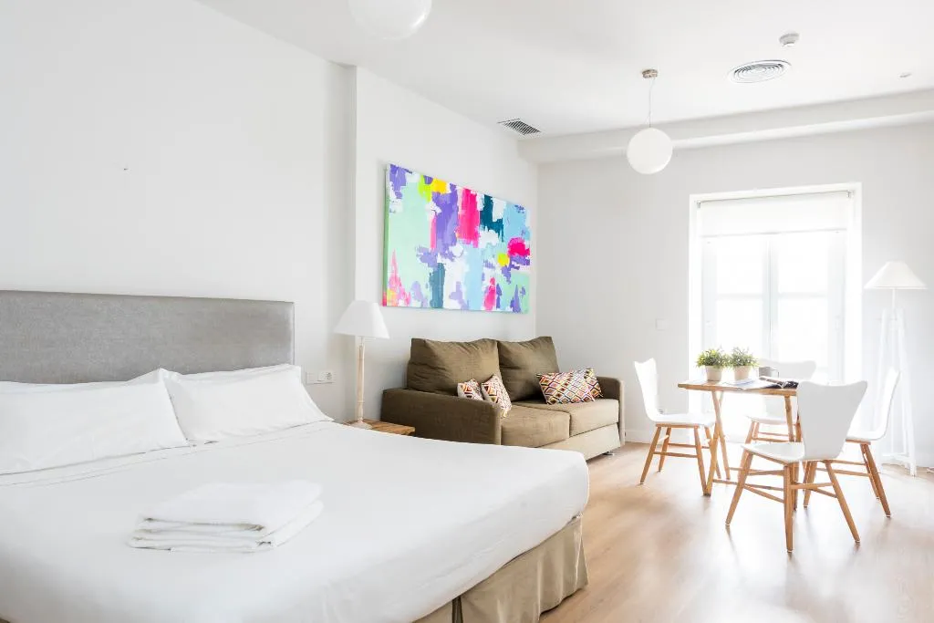 APARTMENT SUPERIOR CAPACITY 3 Room, Suites Sevilla Plaza, Seville