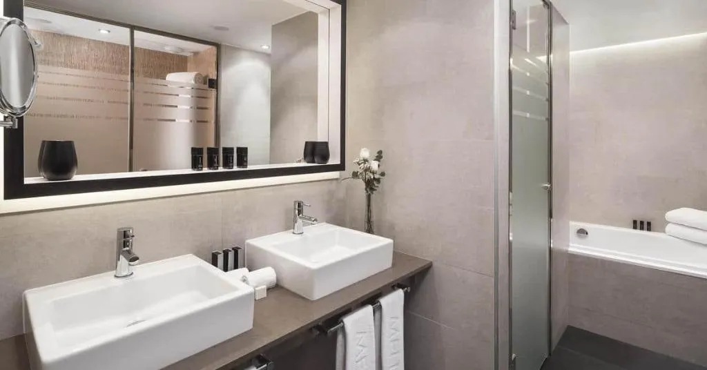 FAMILY ROOM STANDARD Room, Melia Barcelona Sarria, Barcelona