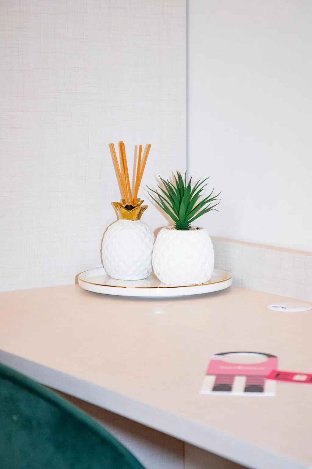 Room, Easy Apartment Navigli, Milan