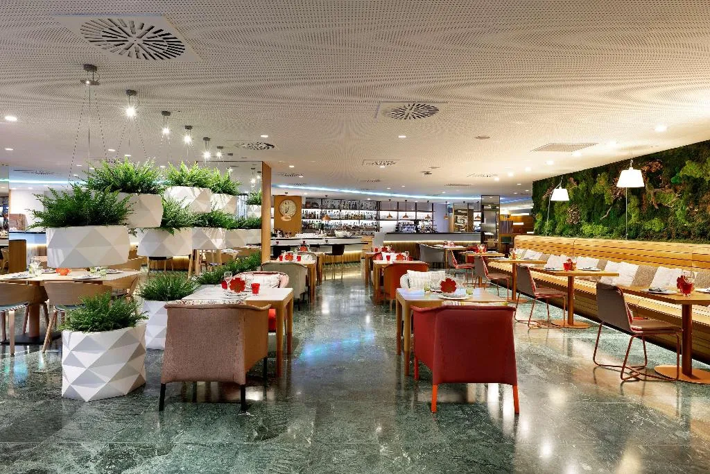 Restaurant, Melia Barcelona Sarria, Barcelona