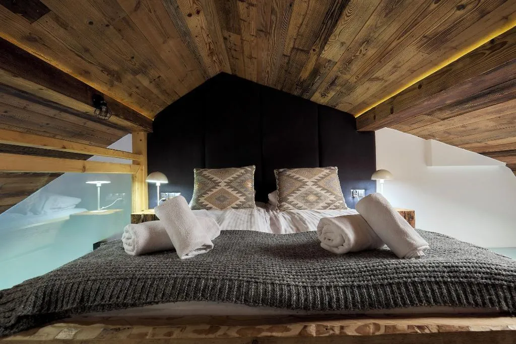 Room, ApartHotel Giewont, Krakow