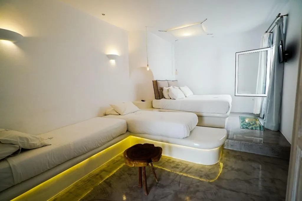 Room, Flaskos Suites, Mykonos