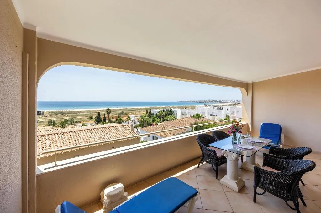 Room, Vila Palmeira, Algarve
