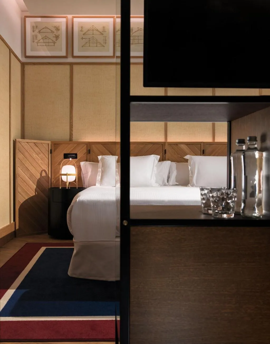DOUBLE DELUXE KING BED Room, H10 Madison, Barcelona
