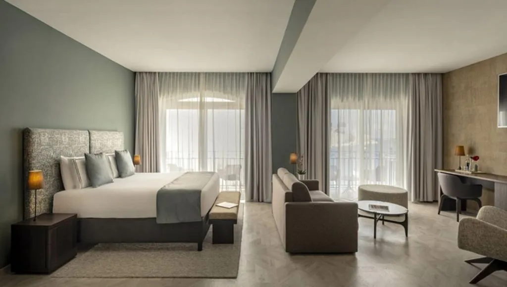 Room, The Waterfront Hotel, Malta