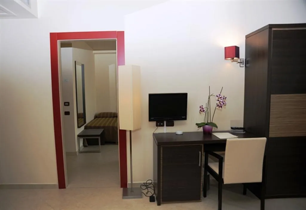 QUADRUPLE STANDARD Room, Viola Palace Hotel, Catania