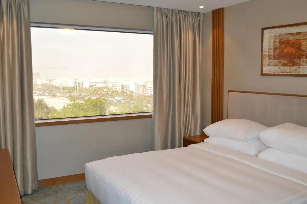 Room, Hyatt Regency Galleria Residence Dubai, Dubai