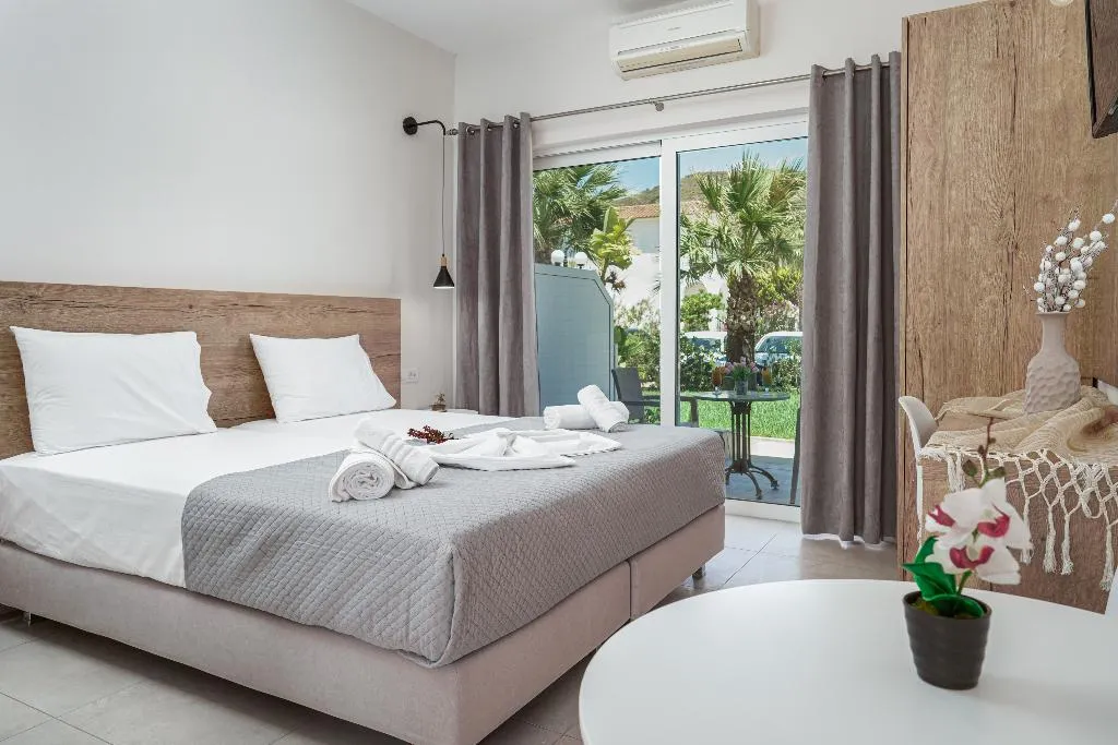APARTMENT DELUXE TWO BEDROOM Room, Antonis Apartments Pool Bar, Zante