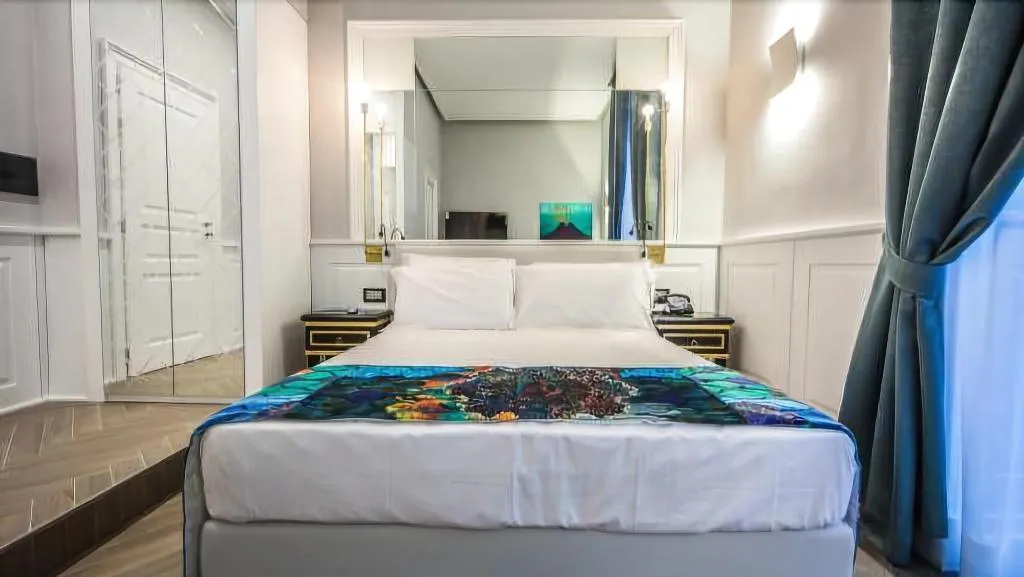 Room, Relais Piazza Vittoria, Naples
