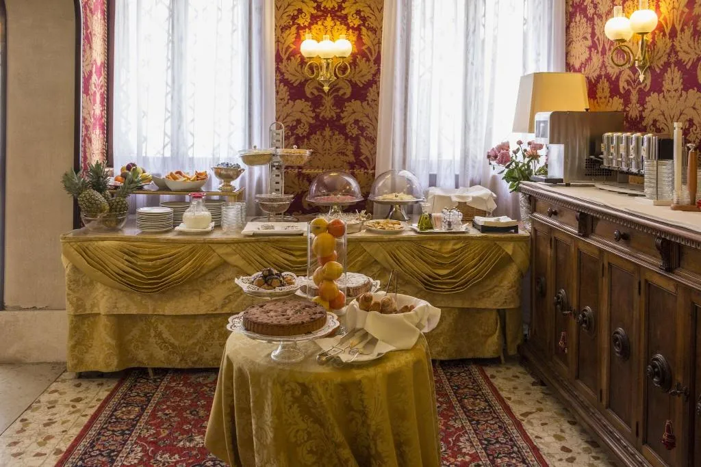 Restaurant, Bel Sito e Berlino, Venice