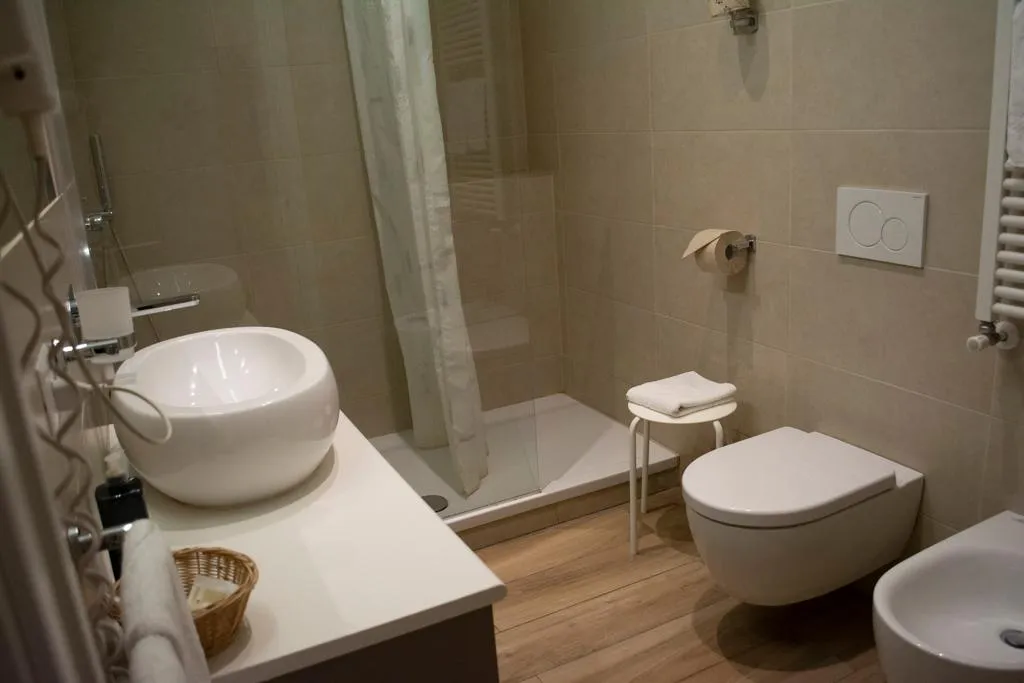 DOUBLE ANNEX Room, Eco Hotel Milano & Bioriso Restaurant, Milan