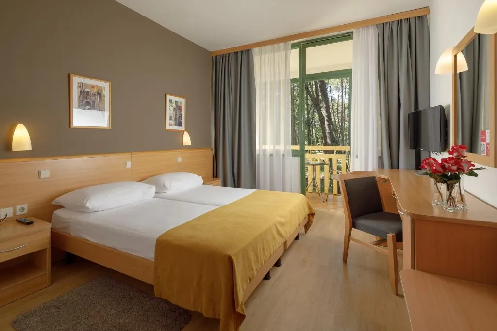 DOUBLE CLASSIC WITH BALCONY Room, Hotel Aurora Plava Laguna, Istria