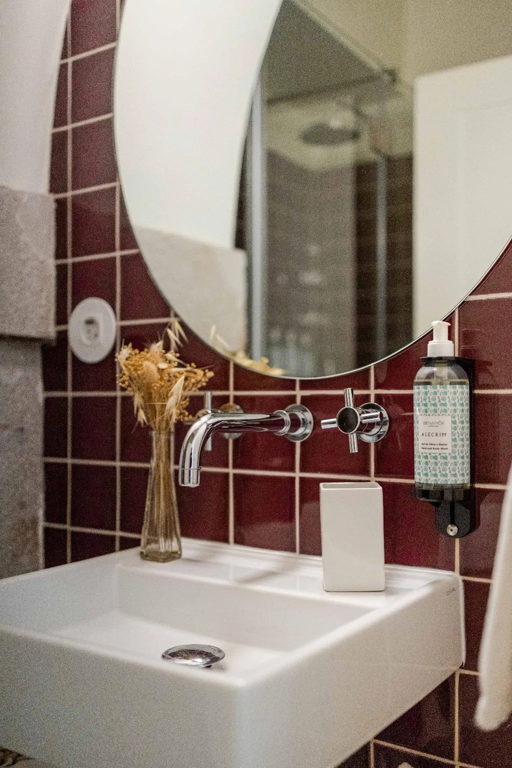 APARTMENT SUPERIOR ONE BEDROOM Room, Almaria - Edificio Da Corte, Lisbon