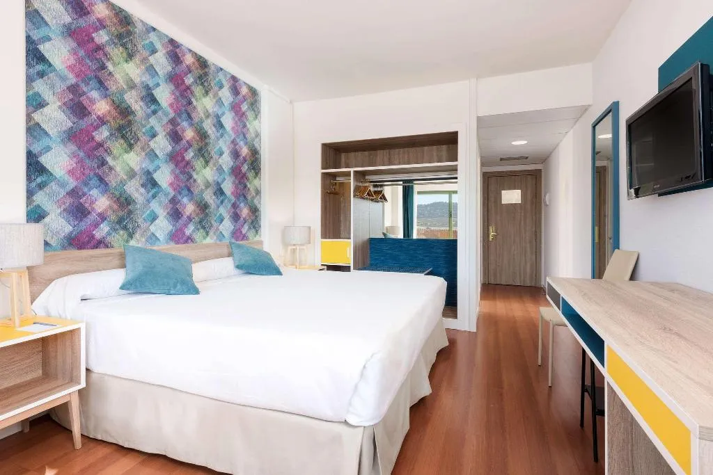 Room WITH BALCONY Room, Guadalajara Conference Center Affiliated By Melia, Madrid