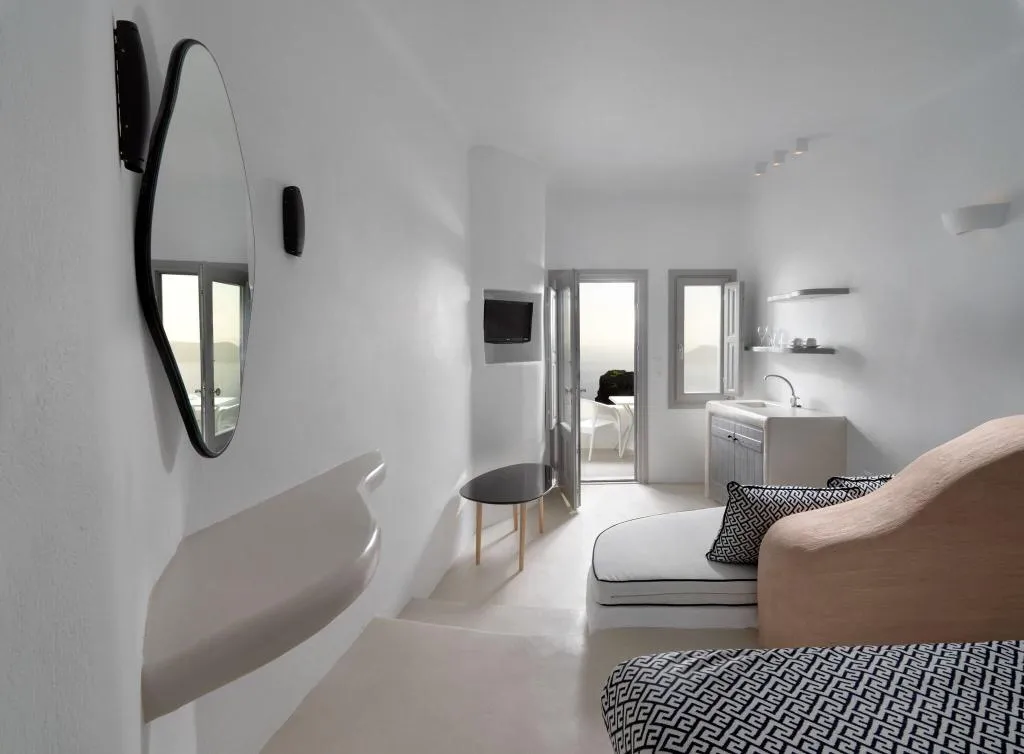 SUITE SUPERIOR Room, Tholos Resort, Santorini
