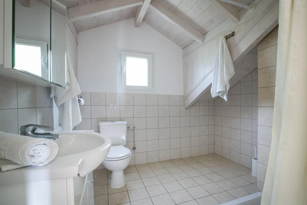 Room, Irena Studios And Apartments, Kefallinia