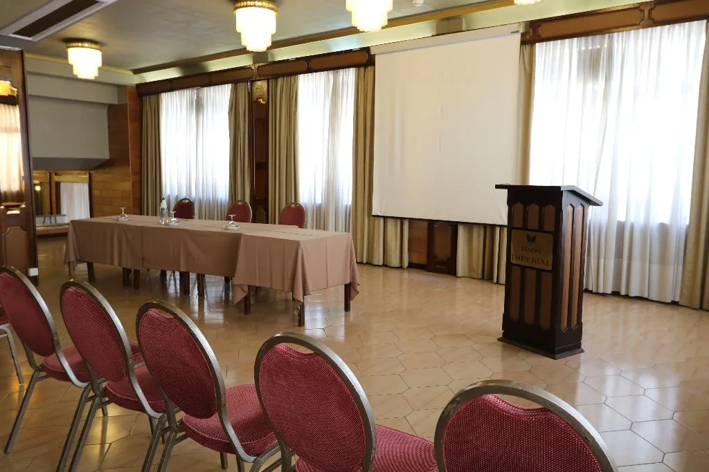 Conferences, Imperial, Porto