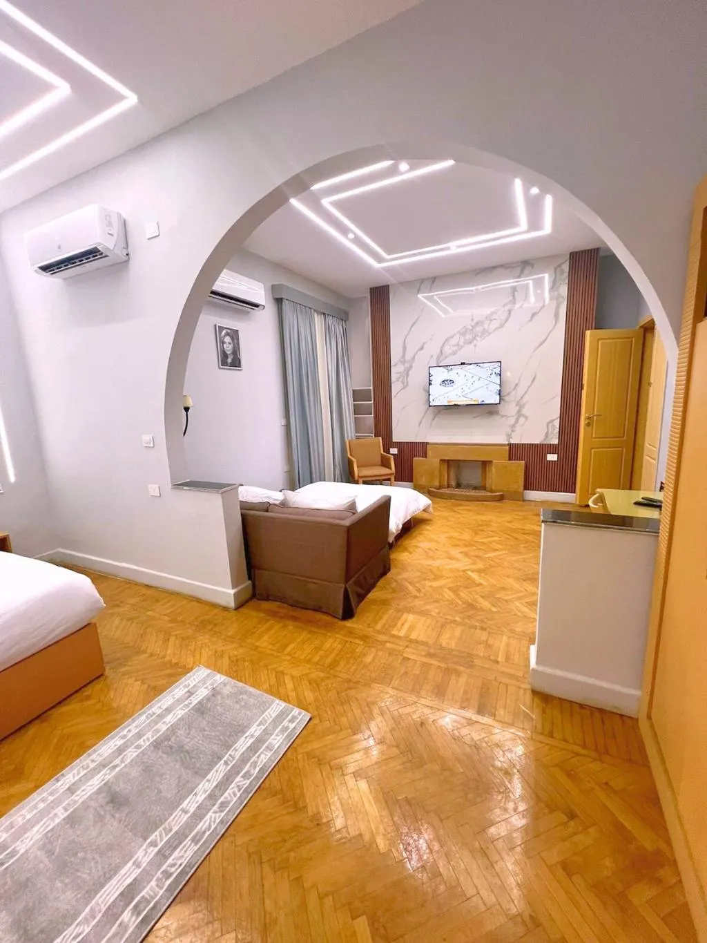 SUITE KING BED ONE BEDROOM  Room, Zamalek House Hotel, Cairo
