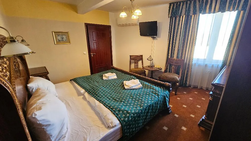 DOUBLE STANDARD Room, Daisy Superior, Krakow