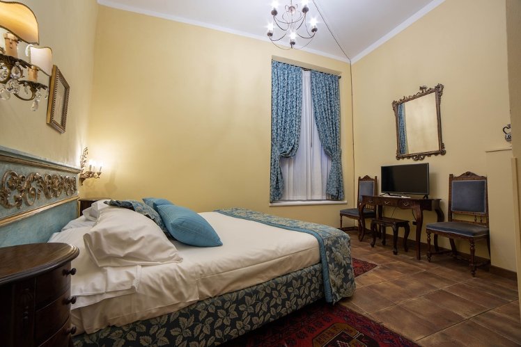 B&B Galileo 2000, Florence