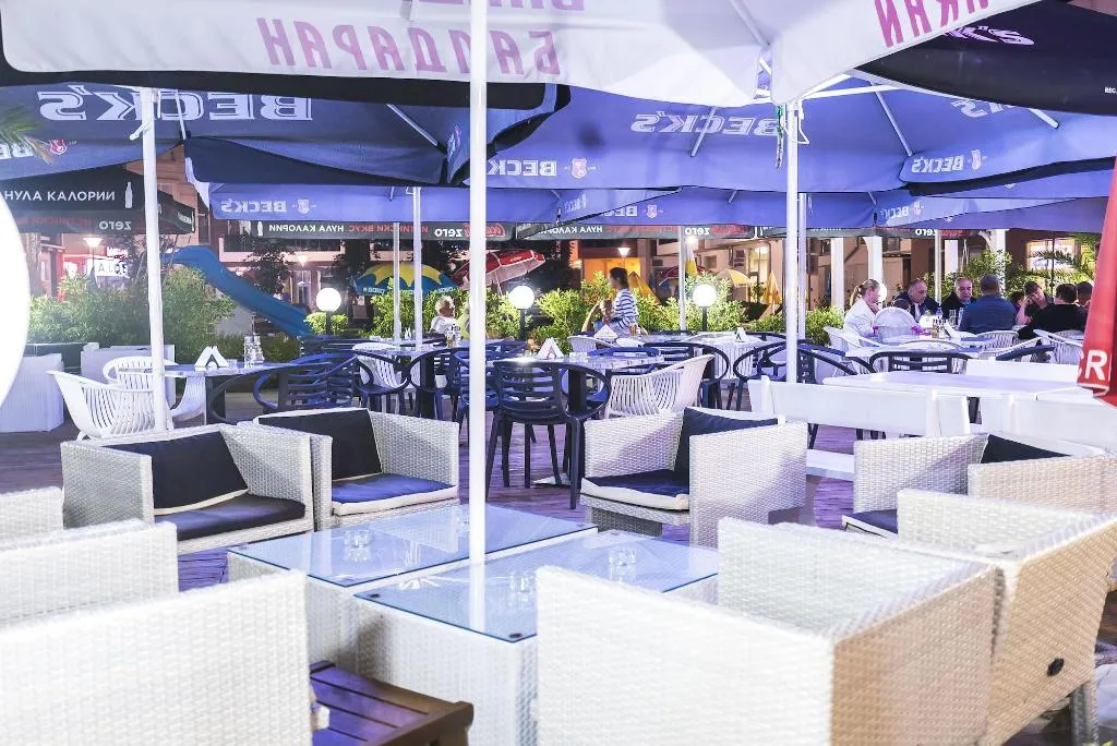 Bar, Persey Admiral Plaza Apartments, Bourgas