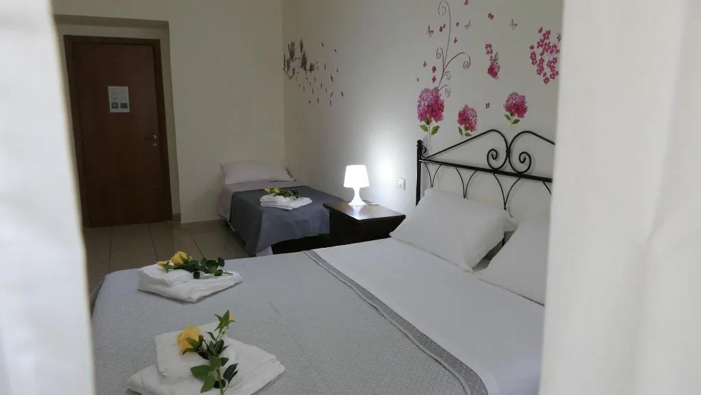 Room, B&B Dimora Cirillo, Naples