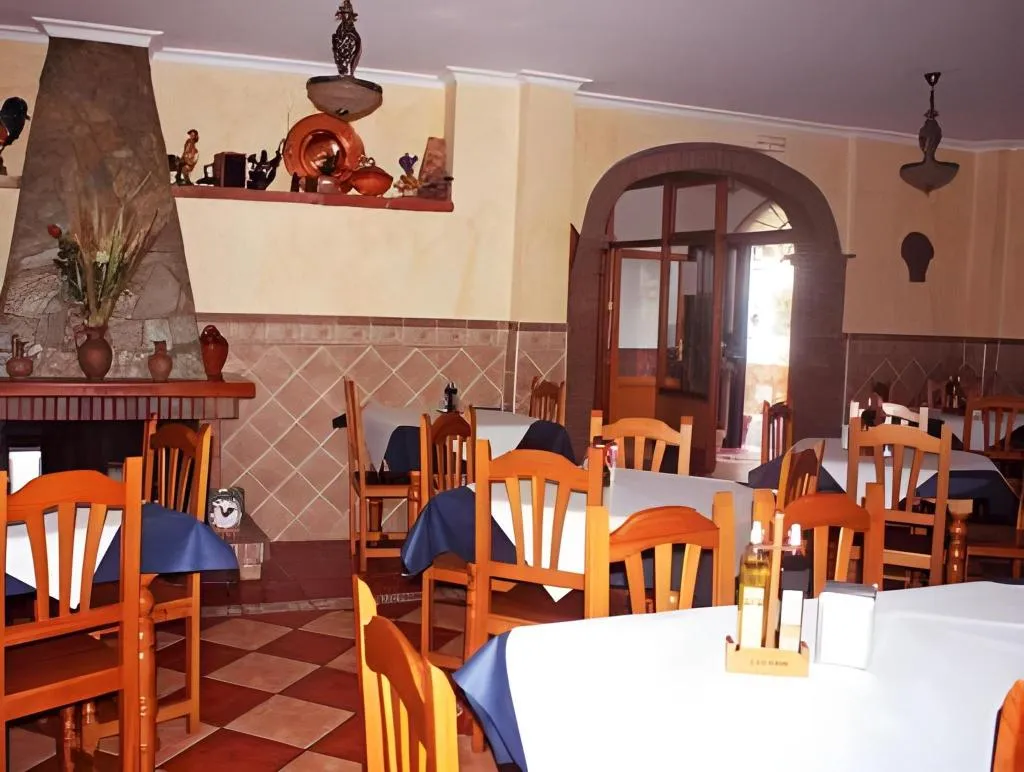 Restaurant, Hostal Apartamentos El Gallo, Costa Del Sol
