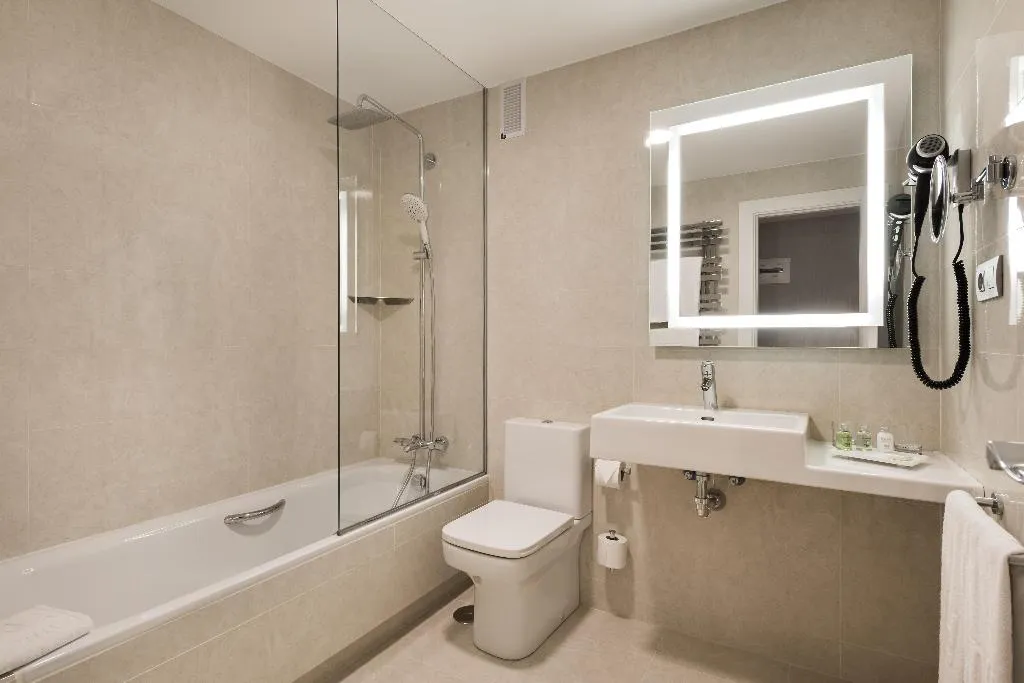 DOUBLE STANDARD Room, NH Madrid Chamberí, Madrid