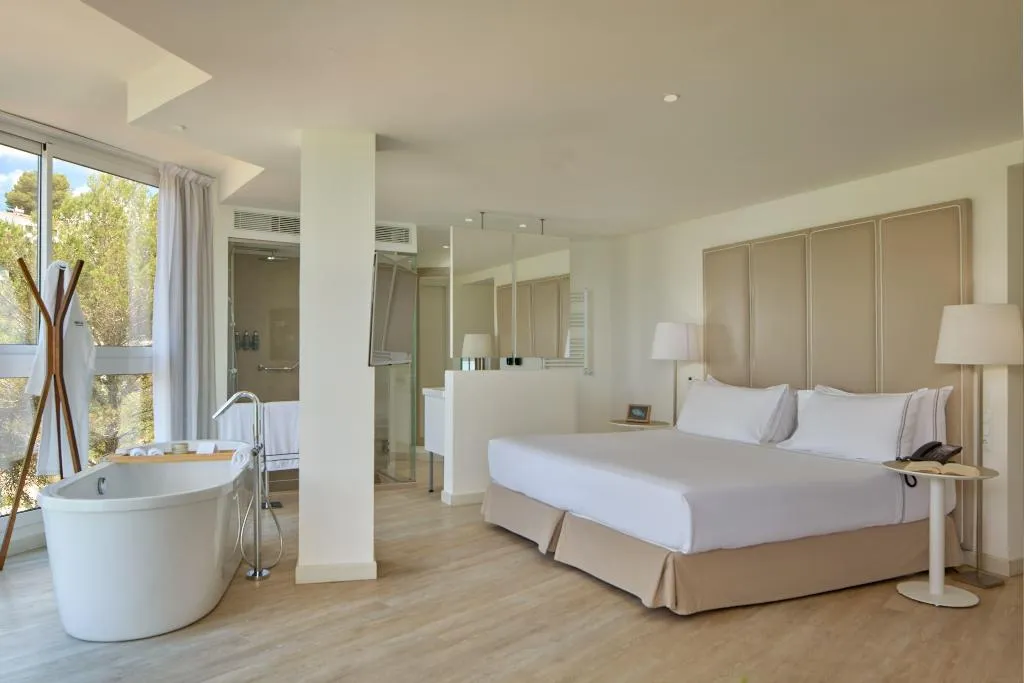 SUITE STANDARD Room, Meliá Cala Galdana, Menorca