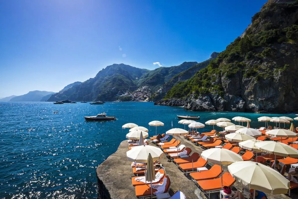 Beach, Il San Pietro, Naples