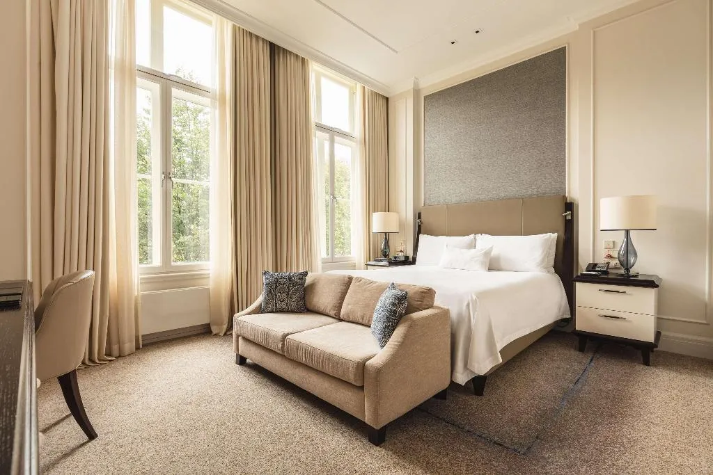 DOUBLE SUPERIOR Room, Waldorf Astoria Amsterdam, Amsterdam
