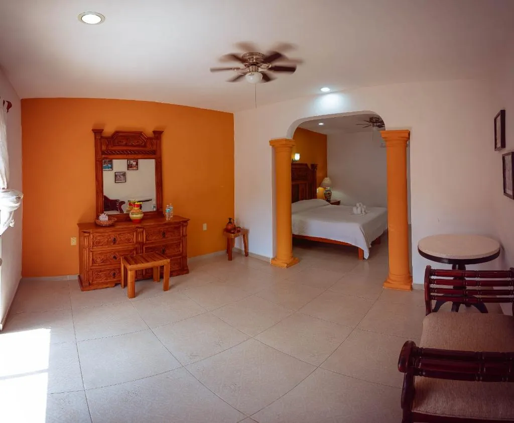 SUITE KING SIZE BED Room, Hotel Rosalia, Cancun Area