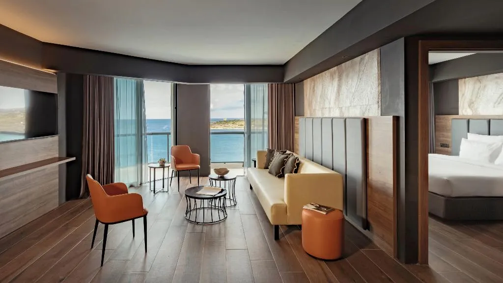 JUNIOR SUITE SEA VIEW Room, Ax Odycy, Malta