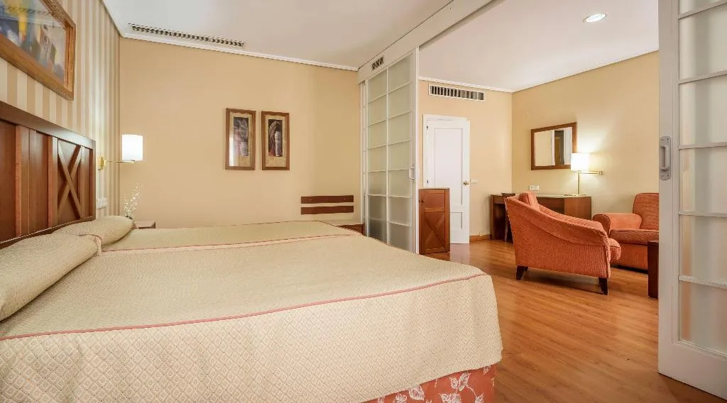 Room, Ilunion Alcora Sevilla, Seville