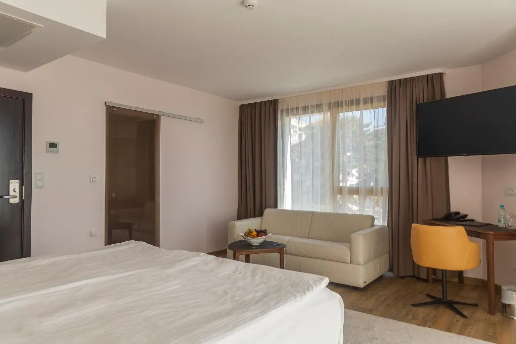 DOUBLE DELUXE Room, Amiral, Varna