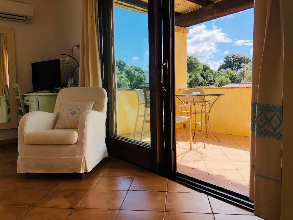 TRIPLE STANDARD Room, Jaddhu Country Resort, Olbia