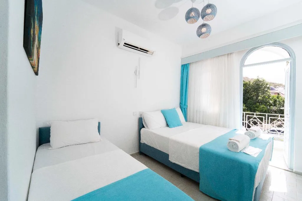 TRIPLE DELUXE WITH BALCONY Room, Kemer Royal Beach Hotel, Antalya