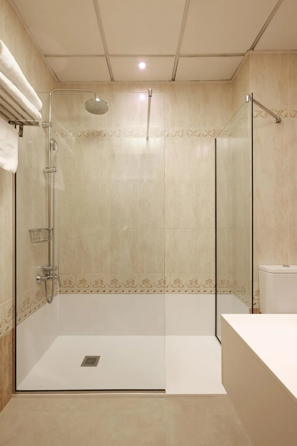 Room, Mediterraneo, Valencia