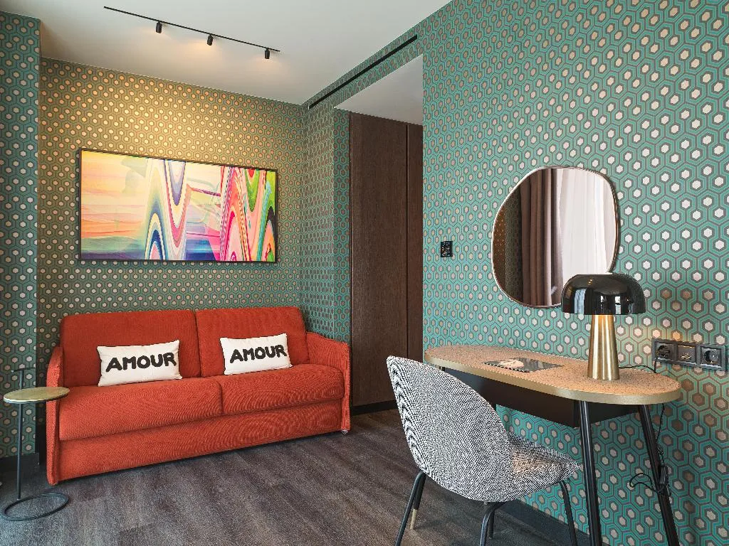 SUITE TWO BEDROOMS Room, NYX Esperia Palace Athens by Leonardo Hotels, Athens