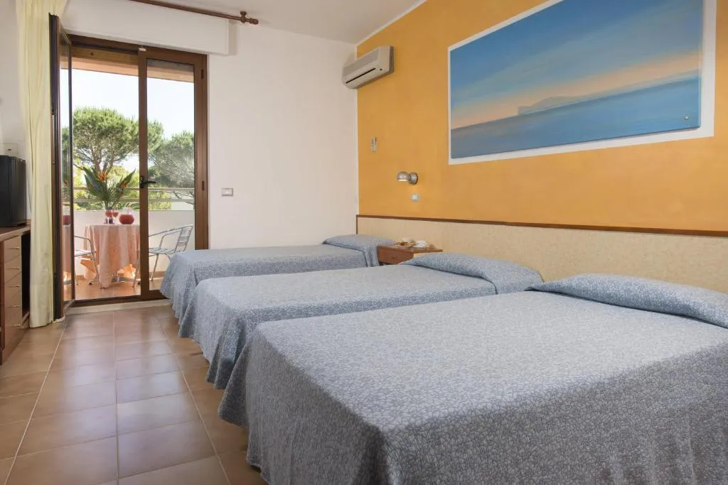 TRIPLE STANDARD Room, Hotel Oasis, Alghero